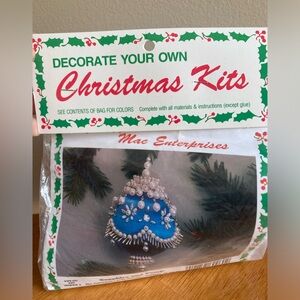 Vintage 80’s Christmas ball kit